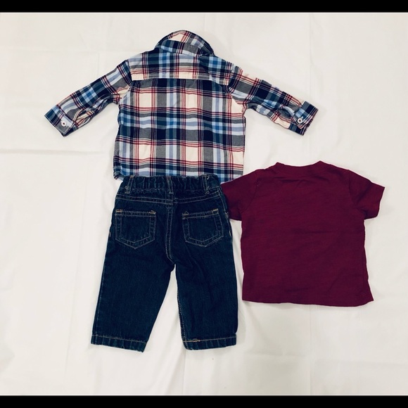 Carters 3 Piece Baby boy Outfit - Picture 2 of 6